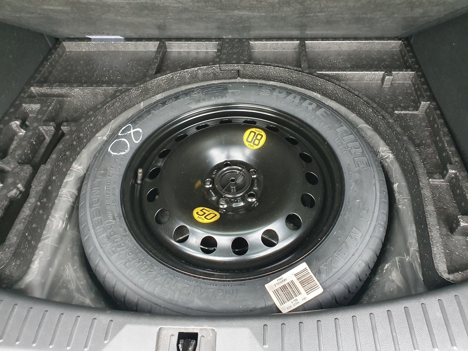 Used Ford Kuga 2015 for sale - 76390291: Photo 21