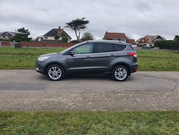 Used Ford Kuga 2015 for sale - 76390291: Photo