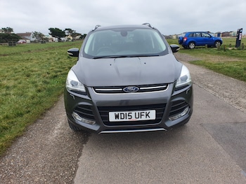 Used Ford Kuga 2015 for sale - 76390291: Photo