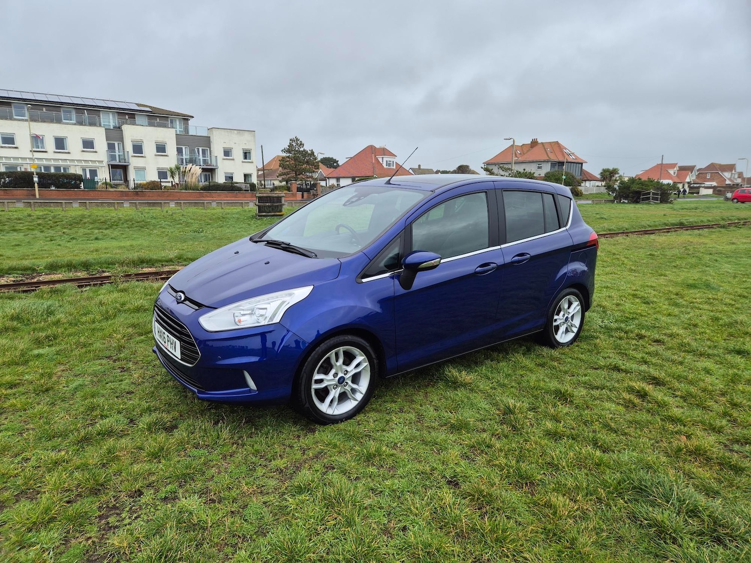 Used Ford B-MAX 2016 for sale - 76719625: Photo 2