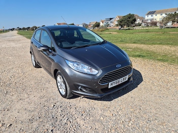 Used Ford Fiesta 2016 for sale - 77981414: Photo