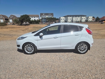 Used Ford Fiesta 2014 for sale - 79405268: Photo