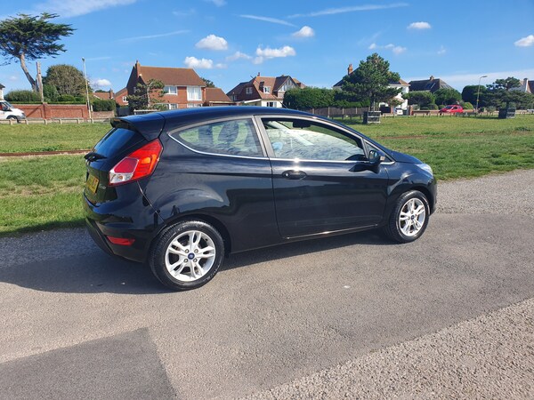 Used Ford Fiesta 2015 for sale - 72587256: Photo 3