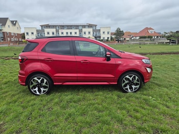 2023 (23) - ST-Line Petrol 5 Door