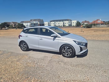 Used Hyundai i20 2024 for sale - 79599752: Photo