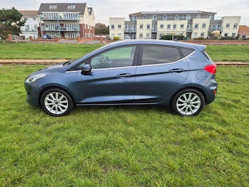 Used Ford Fiesta 2020 for sale - 76143627: Photo 2
