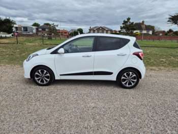 Used Hyundai i10 2019 for sale - 74938934: Photo