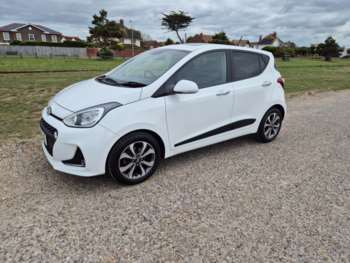 Used Hyundai i10 2019 for sale - 74938934: Photo