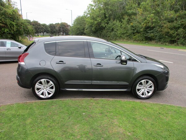 Used Peugeot 3008 2017 for sale - 76149303: Photo 2