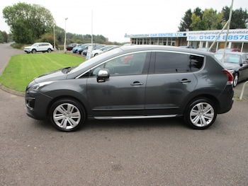 Used Peugeot 3008 2017 for sale - 76149303: Photo 4