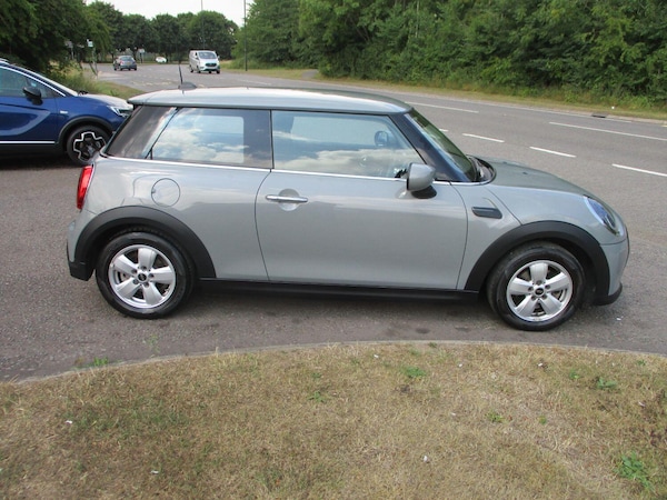 Used MINI Hatch 2022 for sale - 75289166: Photo 2