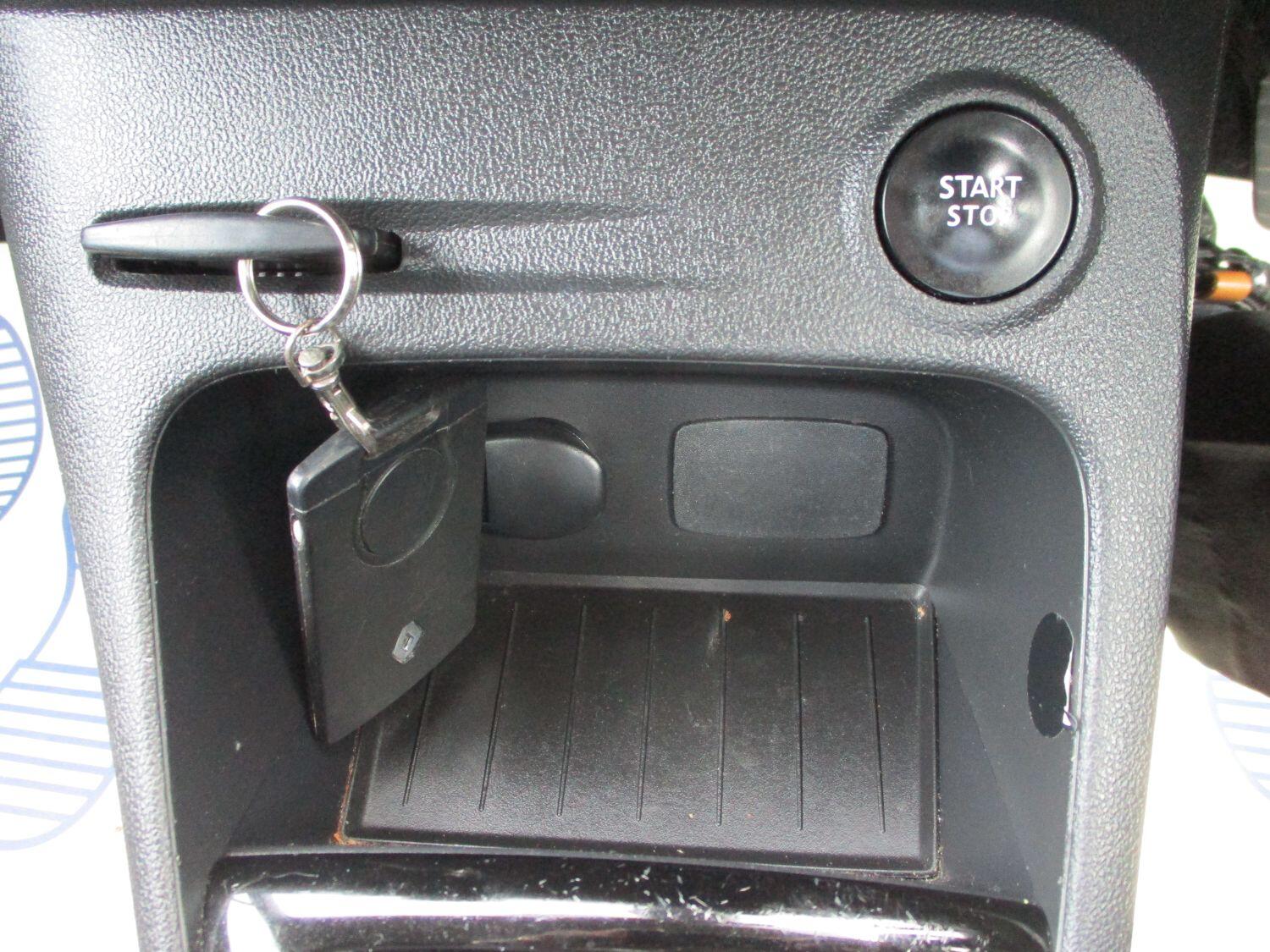 Used Renault Captur 2017 for sale - 76793910: Photo 19