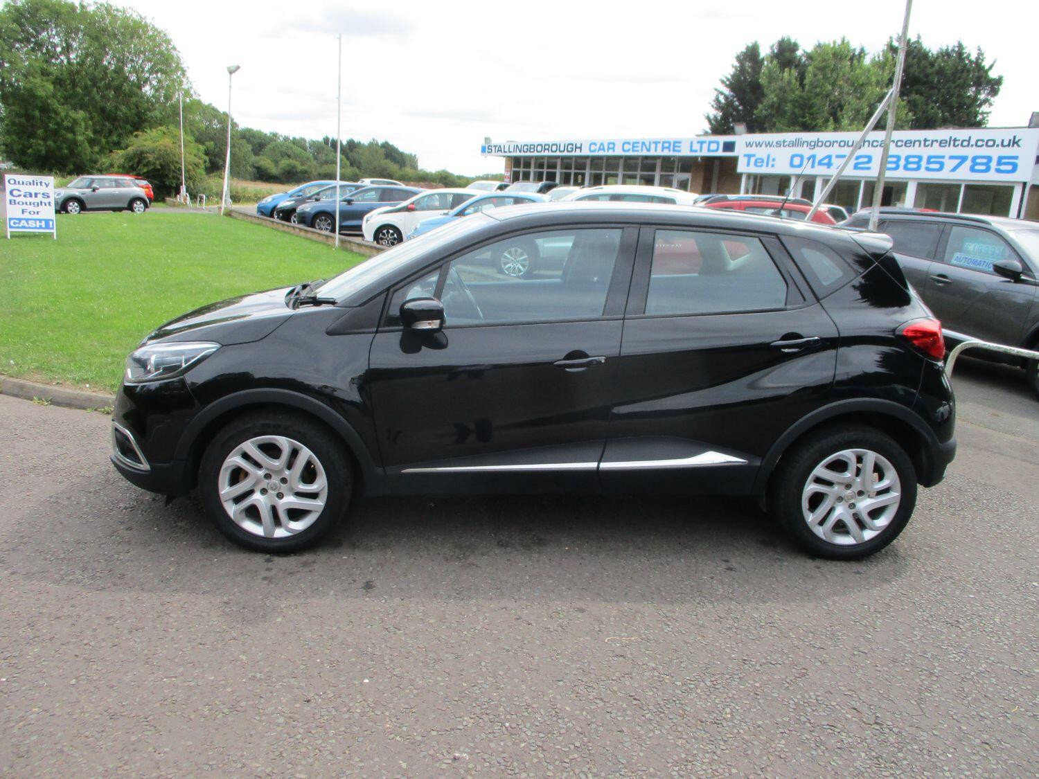 Used Renault Captur 2017 for sale - 76793910: Photo 4