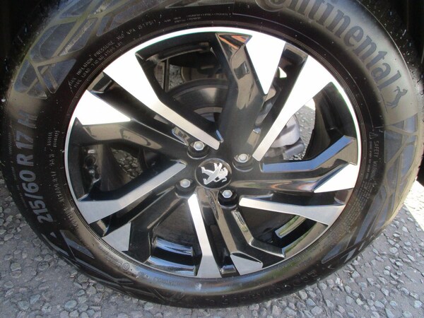 Used Peugeot 2008 2023 for sale - 74506513: Photo 13