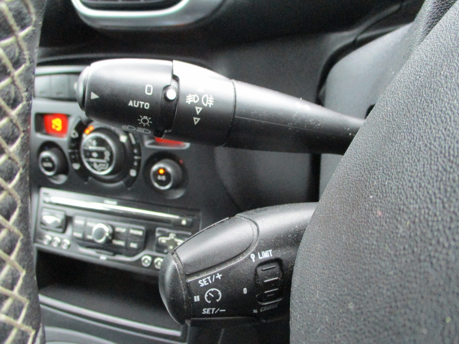 Used Citroen C3 Picasso 2011 for sale - 76884837: Photo 7