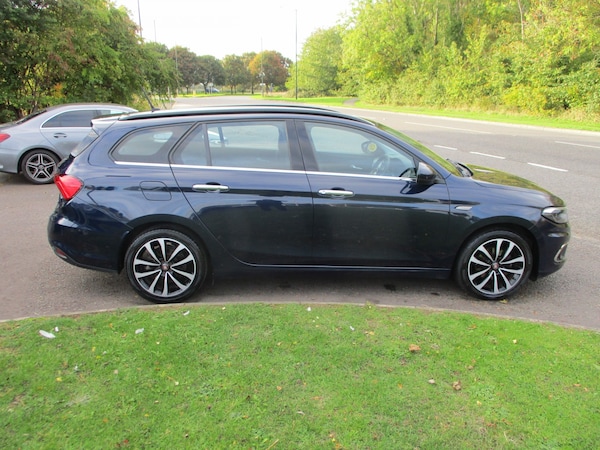 Used Fiat Tipo 2017 for sale - 76225288: Photo 2