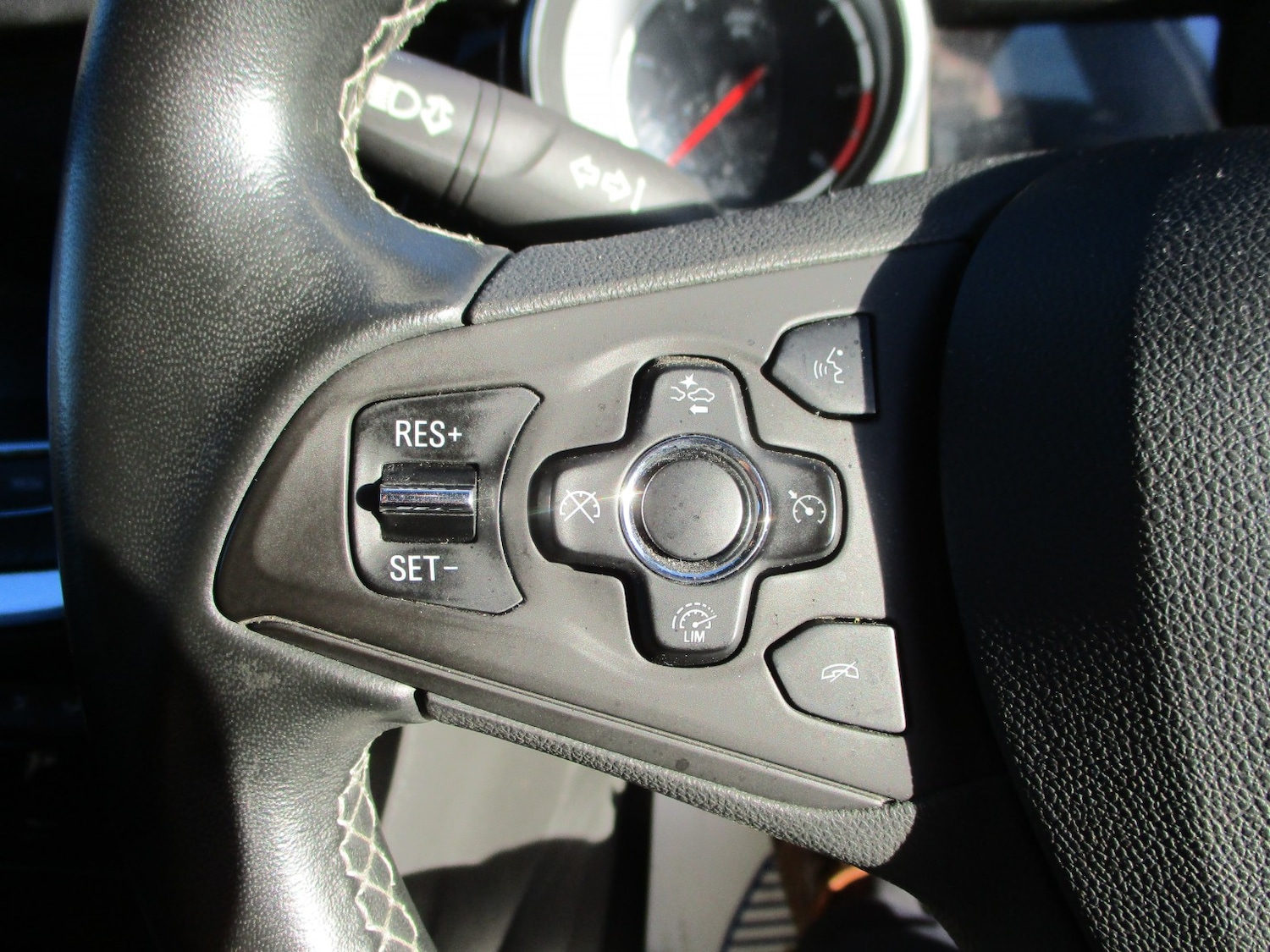 Used Vauxhall Astra 2016 for sale - 76559962: Photo 8