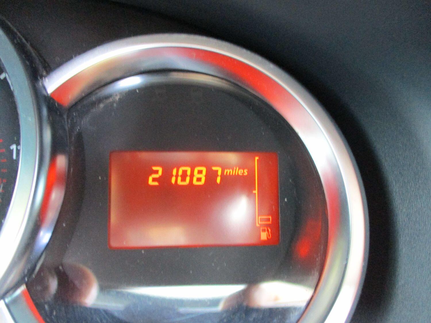 Used Dacia Sandero Stepway 2020 for sale - 76793920: Photo 8