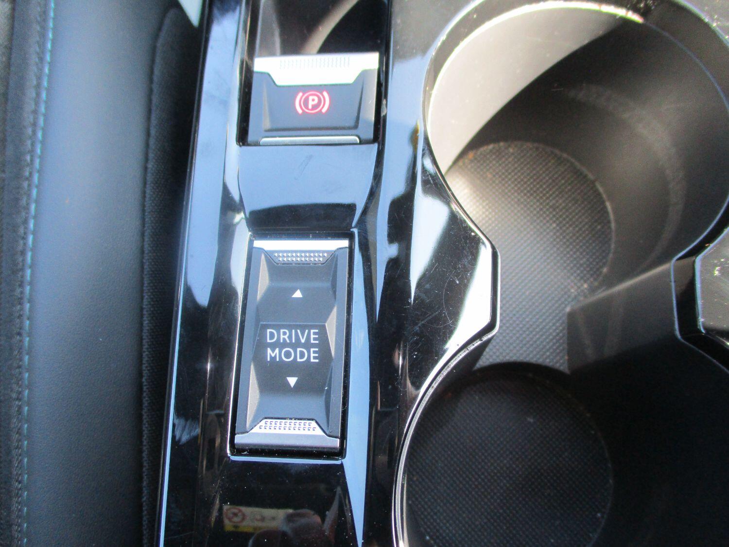 Used Peugeot 2008 2023 for sale - 76793918: Photo 15