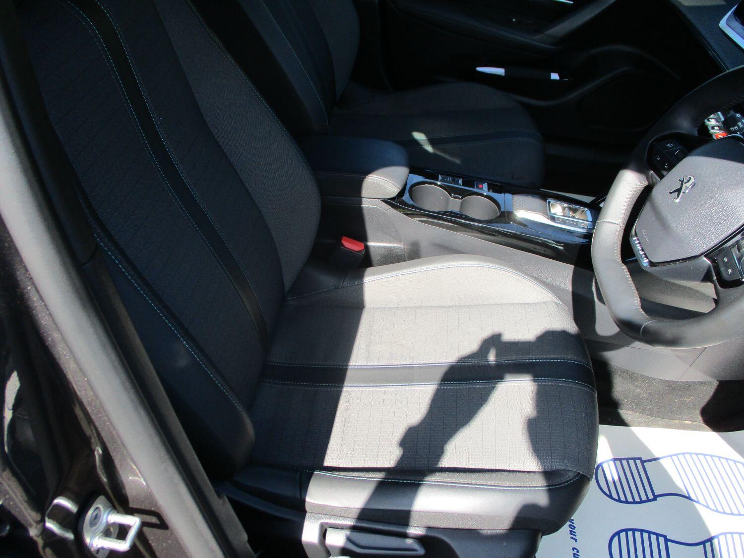 Used Peugeot 2008 2023 for sale - 76793918: Photo 7