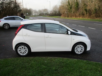 Used Toyota AYGO 2019 for sale - 77028011: Photo