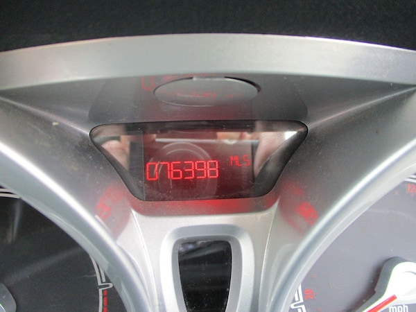 Used Ford Fiesta 2012 for sale - 75313915: Photo 8