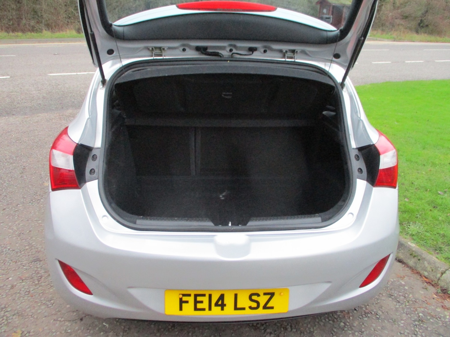 Used Hyundai i30 2014 for sale - 77038935: Photo 5