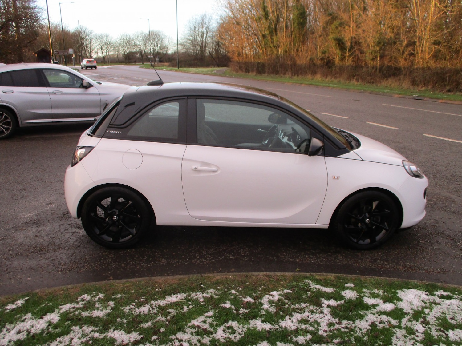 Used Vauxhall ADAM 2019 for sale - 77096923: Photo 2
