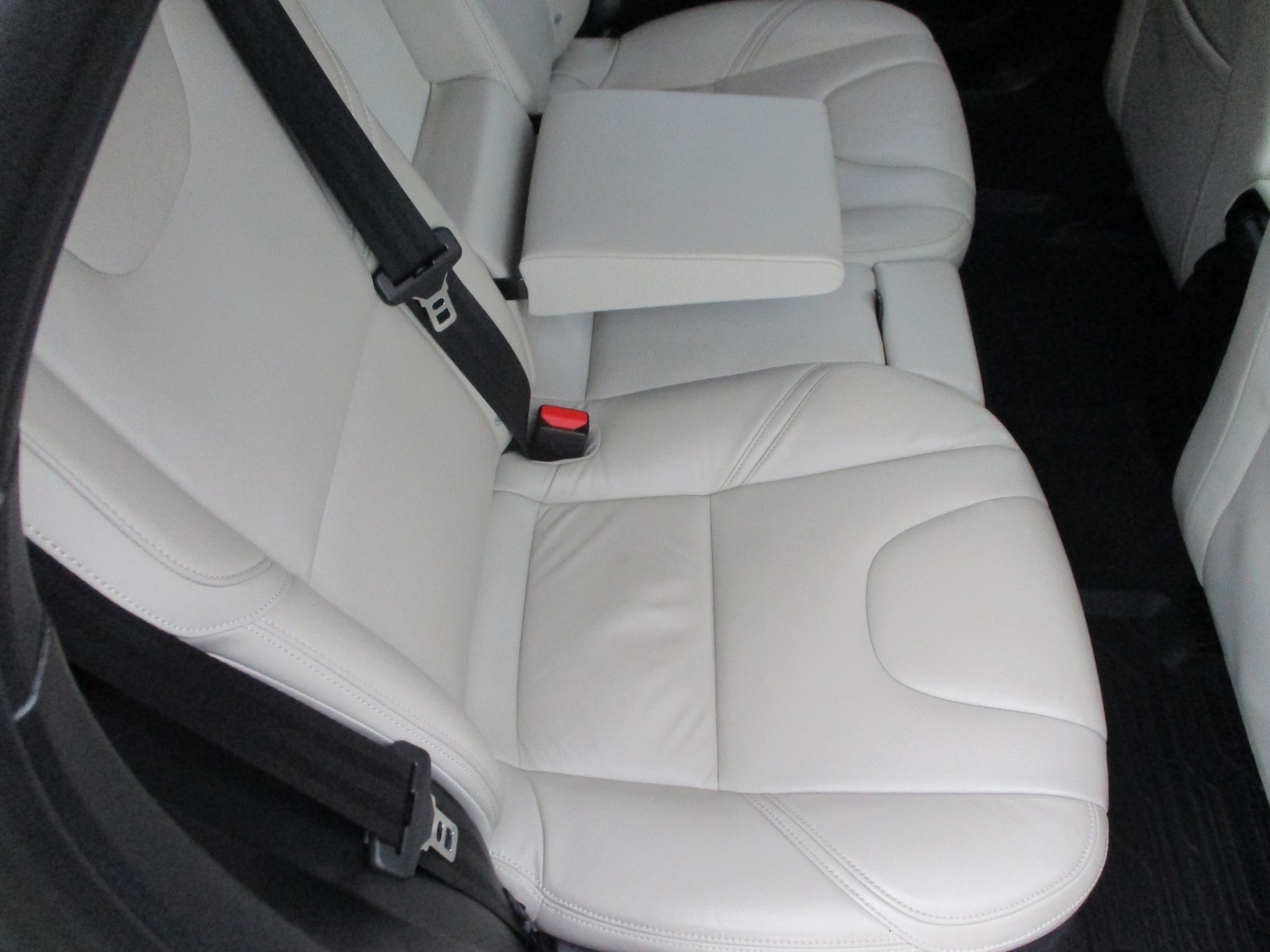 Used Volvo V40 2018 for sale - 76571238: Photo 12