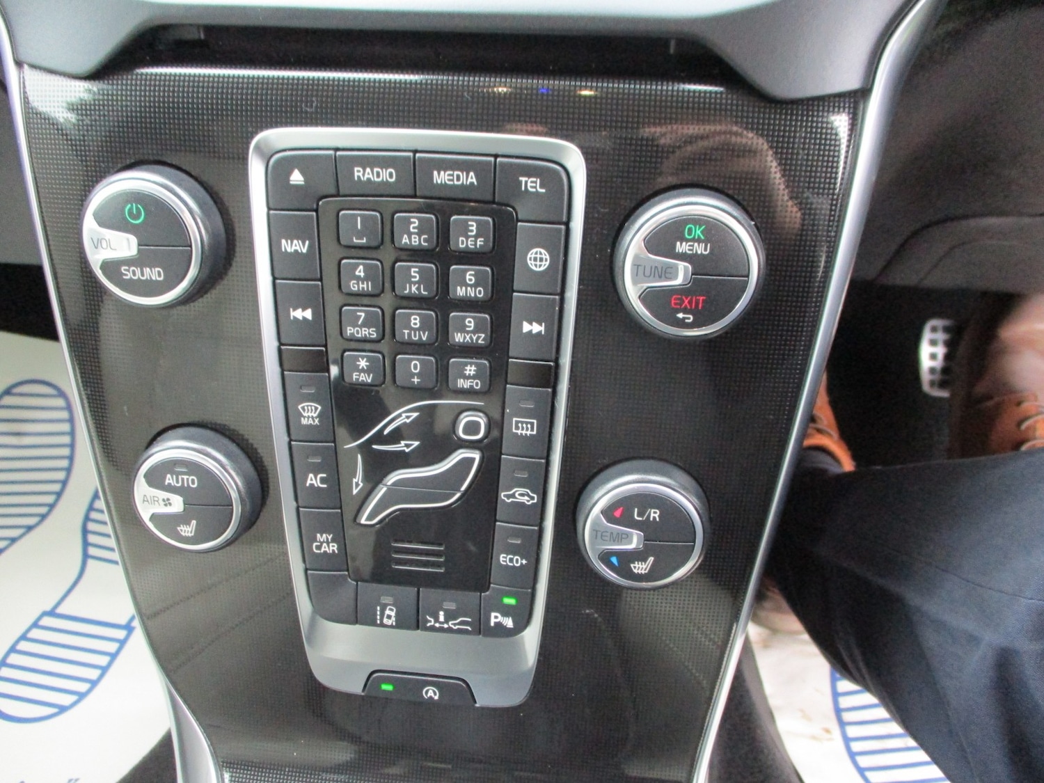 Used Volvo V40 2018 for sale - 76571238: Photo 18