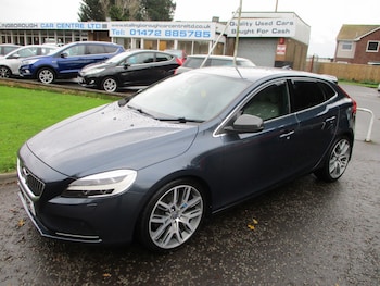 Used Volvo V40 2018 for sale - 76571238: Photo