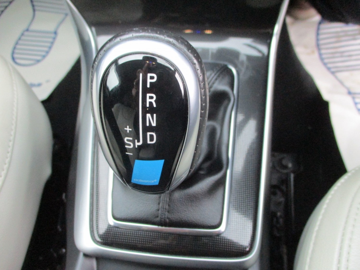 Used Volvo V40 2018 for sale - 76571238: Photo 6