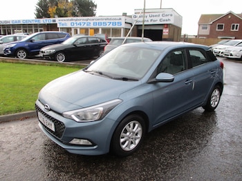 2016 - 1.2 SE PETROL 5 DOOR.