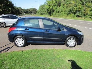 Used Peugeot 308 2010 for sale - 76030681: Photo