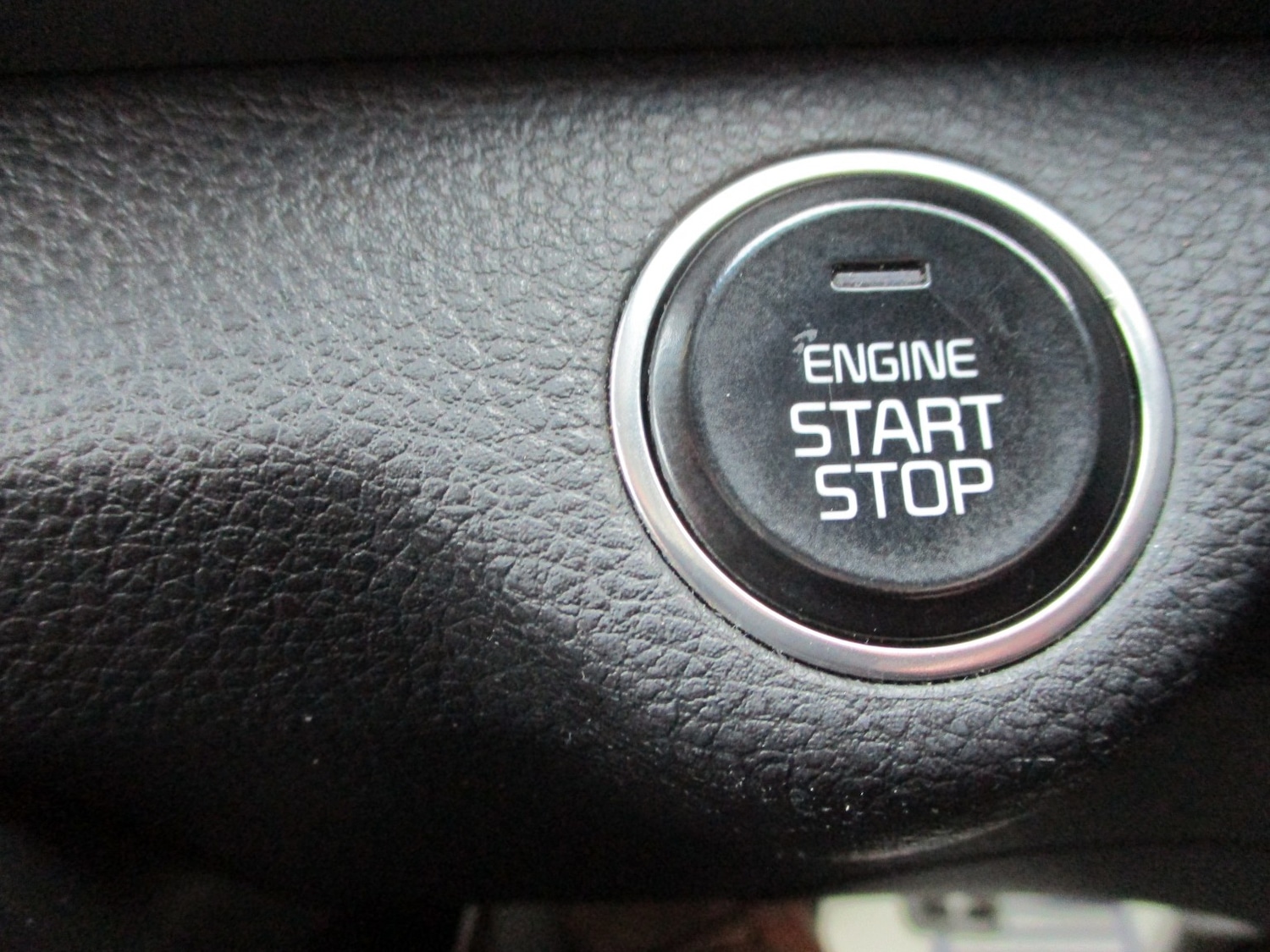 Used Kia Stonic 2018 for sale - 76643361: Photo 15