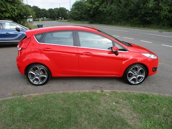 Used Ford Fiesta 2015 for sale - 75418835: Photo