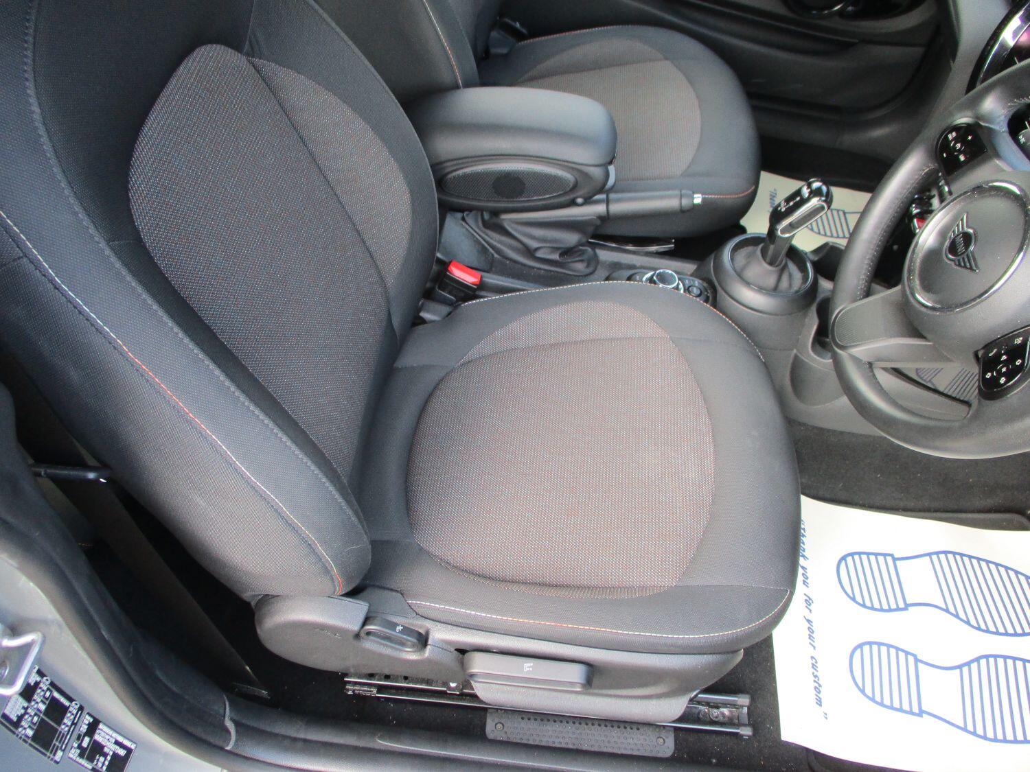 Used MINI Hatch 2022 for sale - 76769195: Photo 5