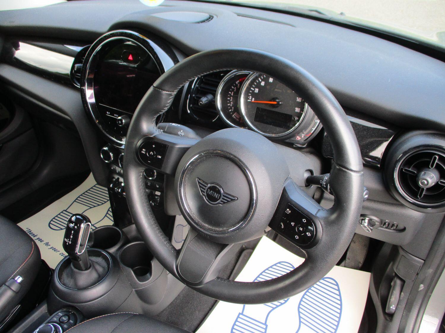 Used MINI Hatch 2022 for sale - 76769195: Photo 6