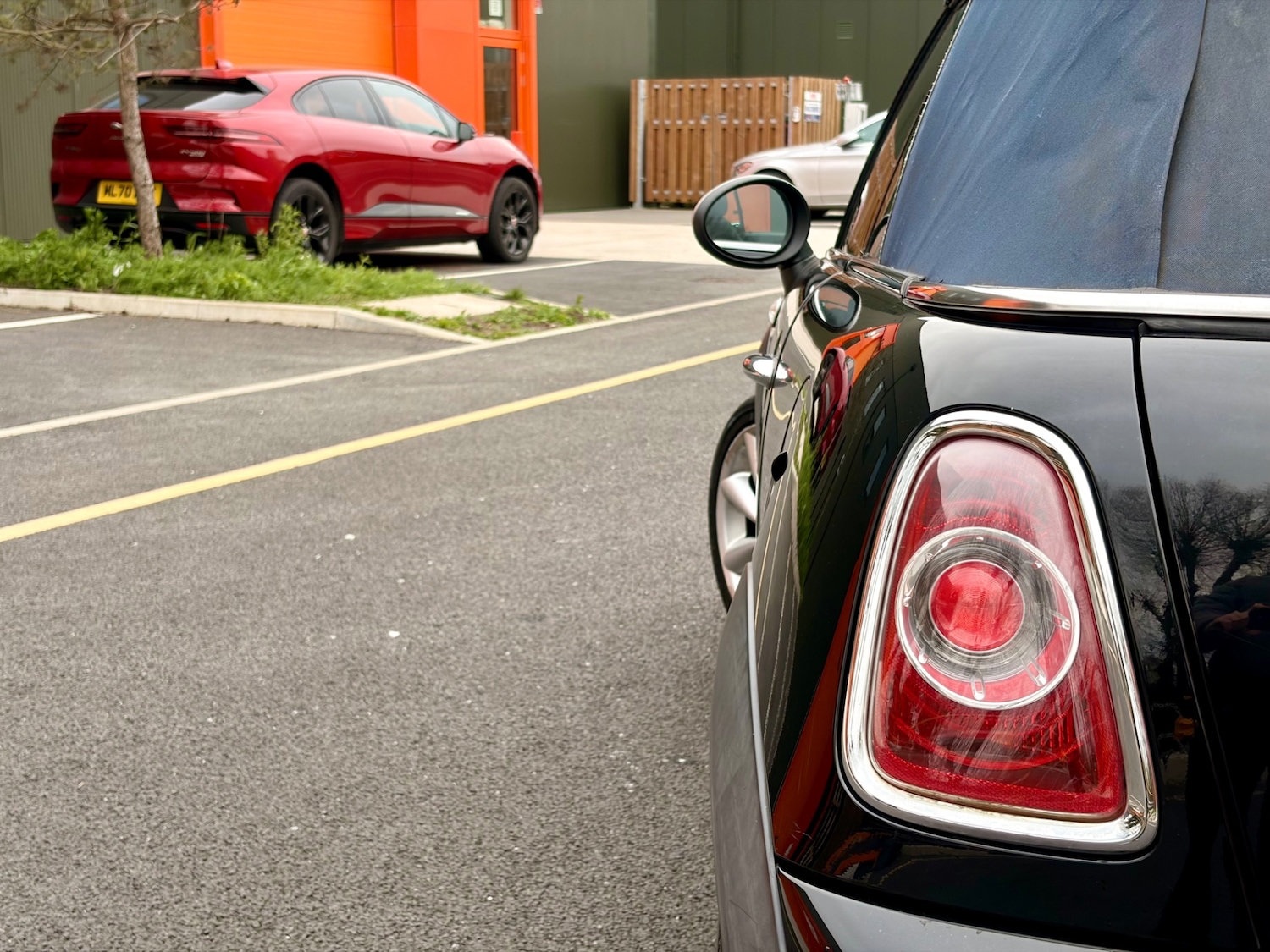 Used MINI Convertible 2011 for sale - 78020500: Photo 10