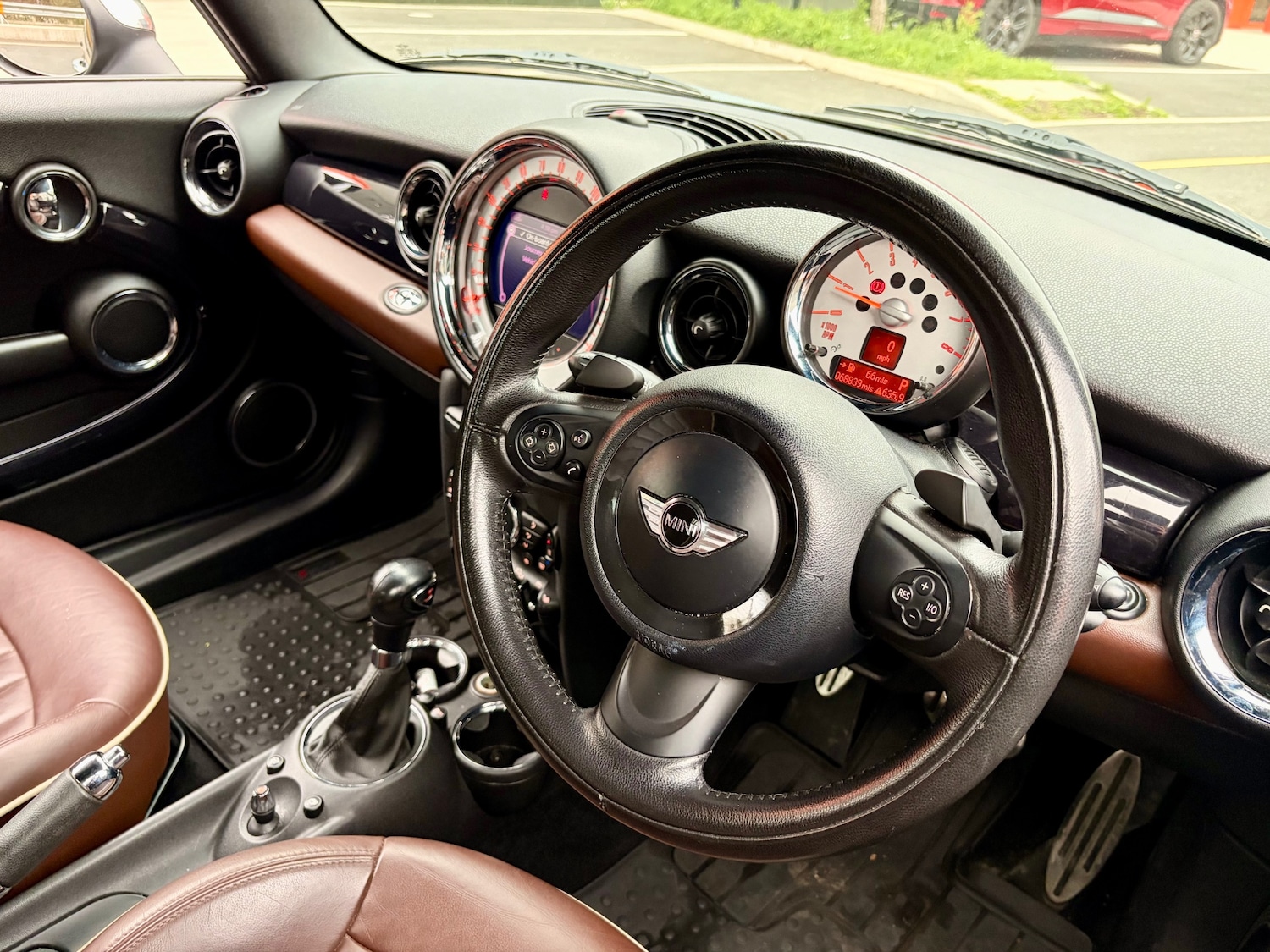 Used MINI Convertible 2011 for sale - 78020500: Photo 19