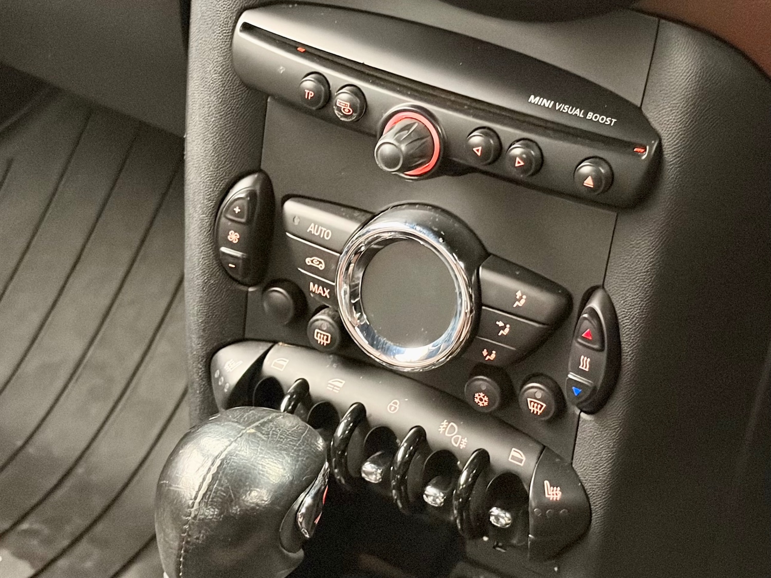 Used MINI Convertible 2011 for sale - 78020500: Photo 23