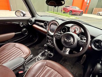 Used MINI Convertible 2011 for sale - 78020500: Photo