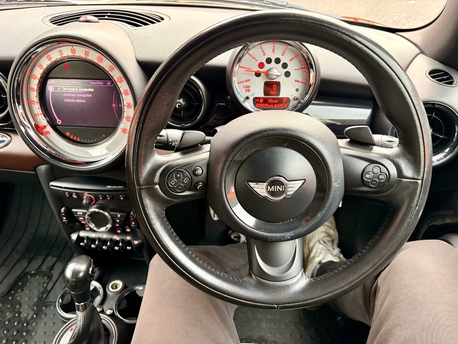 Used MINI Convertible 2011 for sale - 78020500: Photo 32