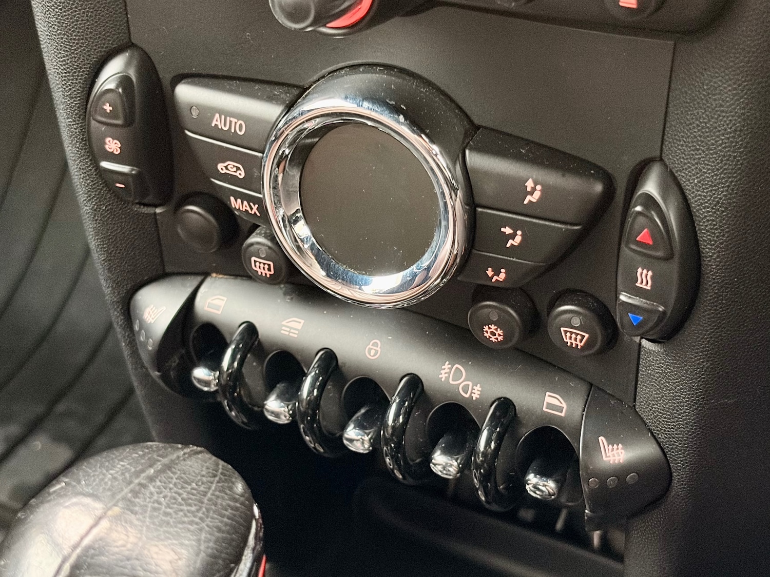 Used MINI Convertible 2011 for sale - 78020500: Photo 34