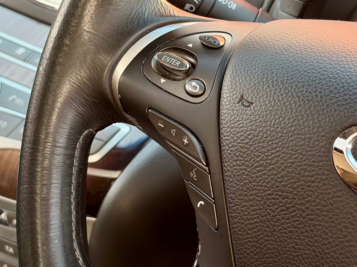 Used Infiniti M 2013 for sale - 77776210: Photo 24