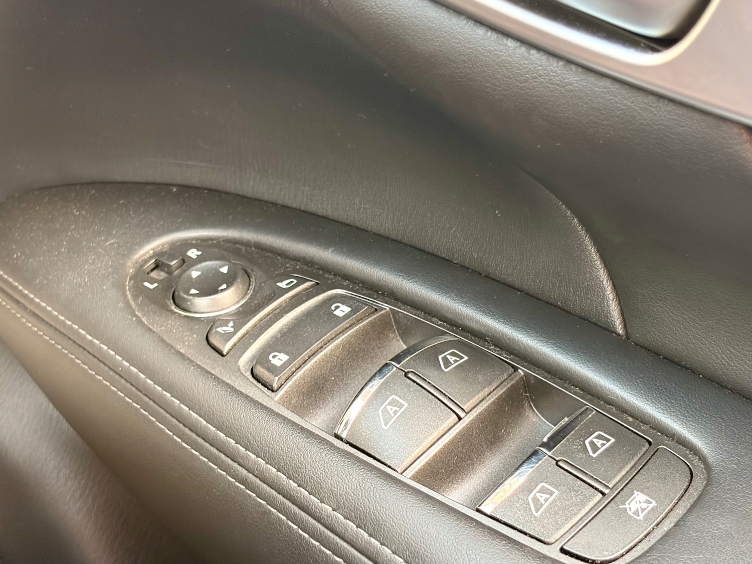 Used Infiniti M 2013 for sale - 77776210: Photo 35