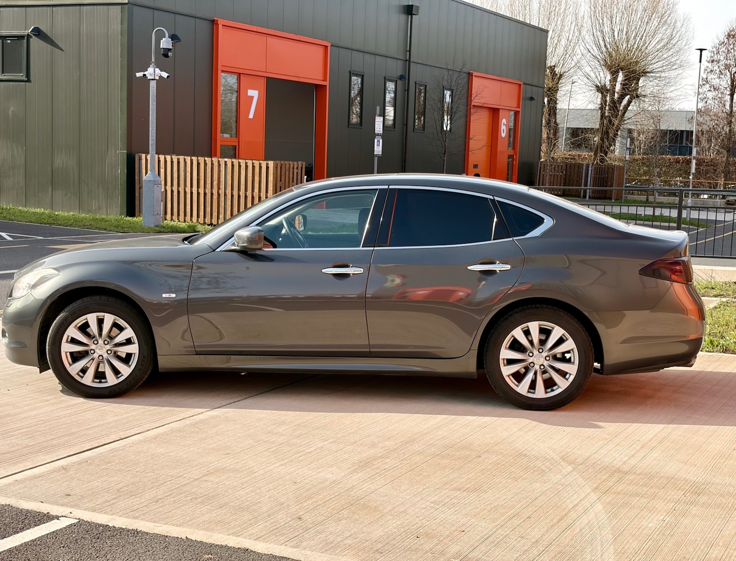 Used Infiniti M 2013 for sale - 77776210: Photo 8