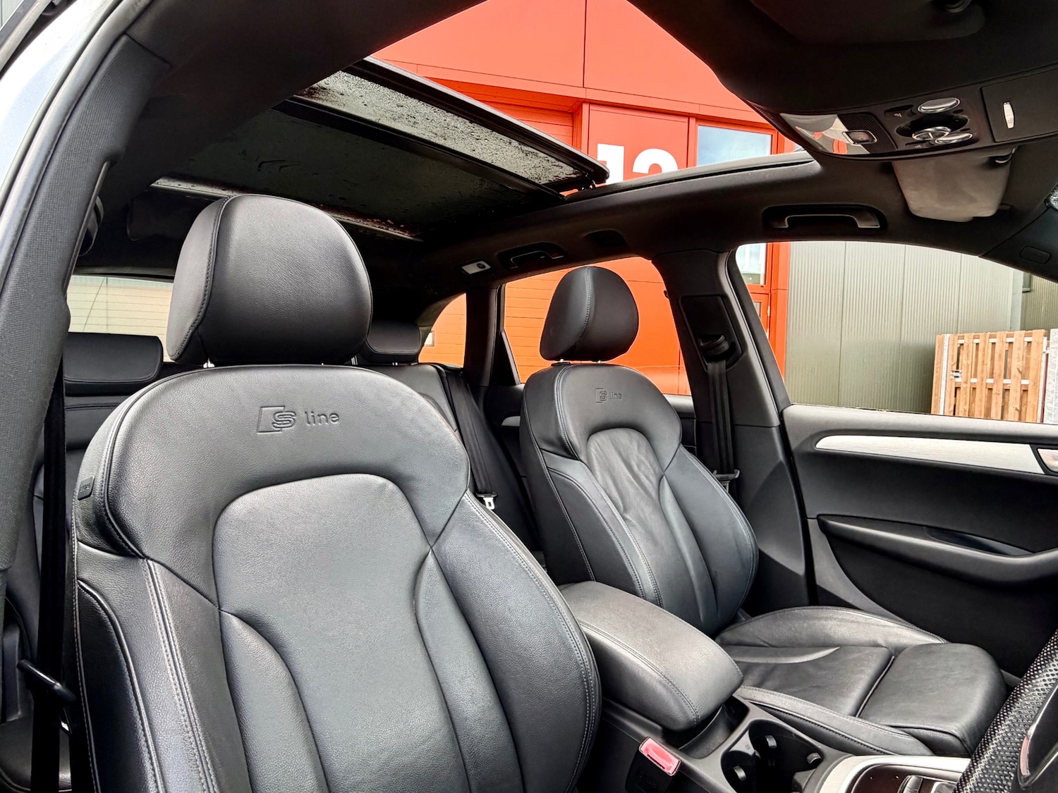 Used Audi Q5 2010 for sale - 77395432: Photo 19