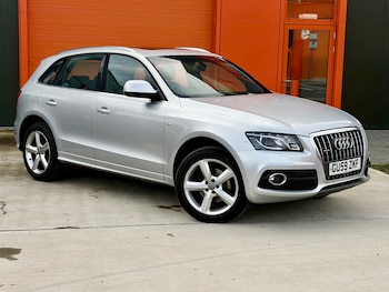 Used Audi Q5 2010 for sale - 77395432: Photo