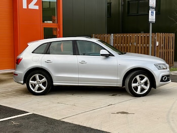 Used Audi Q5 2010 for sale - 77395432: Photo